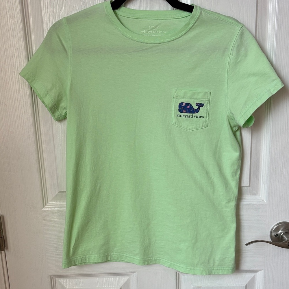 Vineyard Vines womens Short Sleeve Pocket Tee in Mint Green with Whale Patch